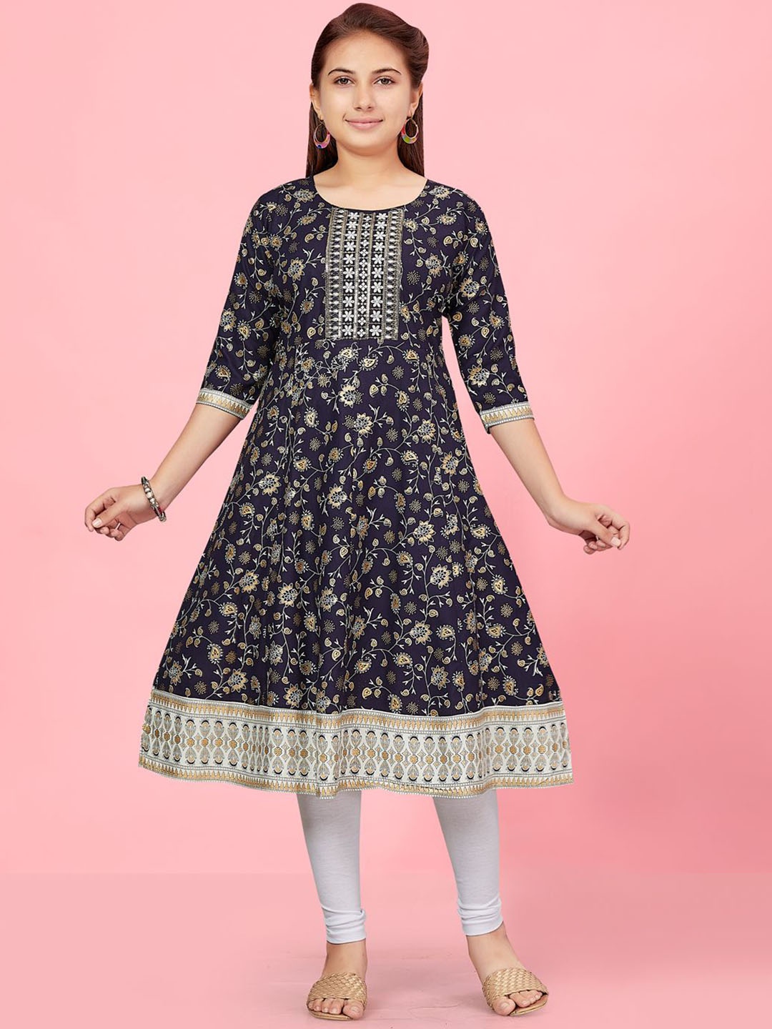 

Sangria Girls Navy Blue Floral Printed Thread Work Round Neck Pure Cotton Anarkali Kurta