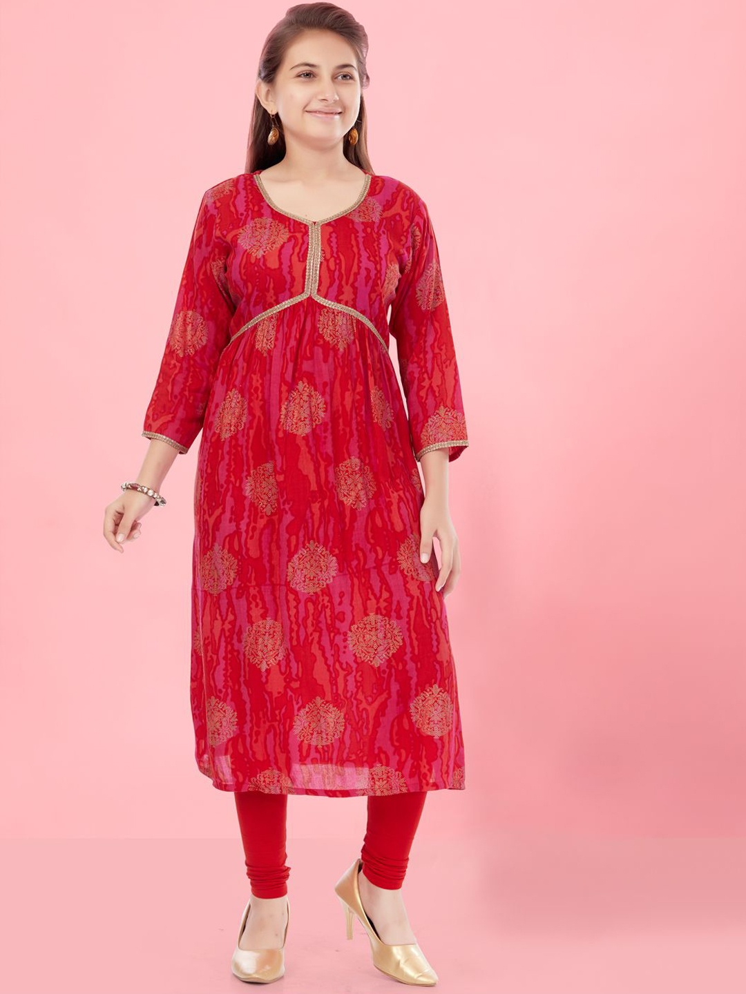 

Sangria Girls Red Ethnic Motifs Printed Round Neck Gotta Patti Cotton A-Line Kurta