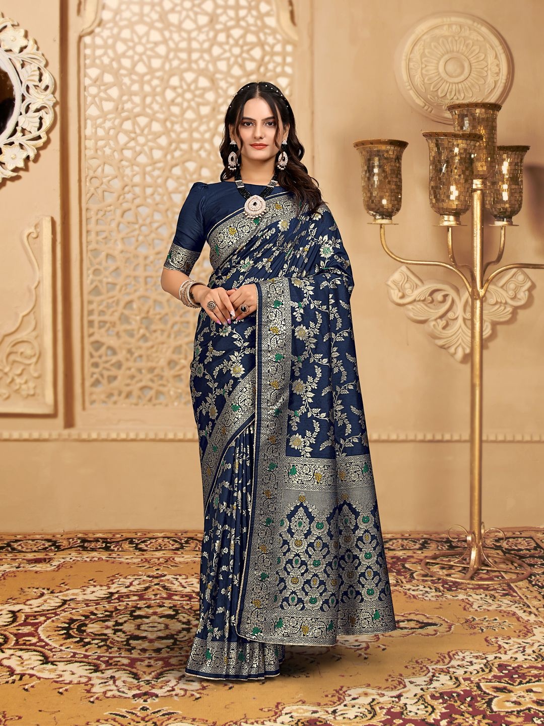 

Aagiri Woven Design Zari Banarasi Saree, Navy blue