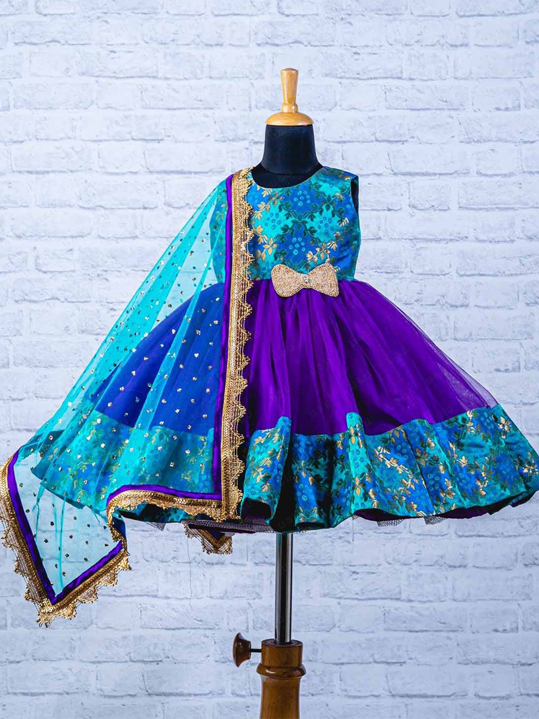 Li & Li Boutique Girls Floral Net Ethnic Dress With Twinkle Dupatta, Purple