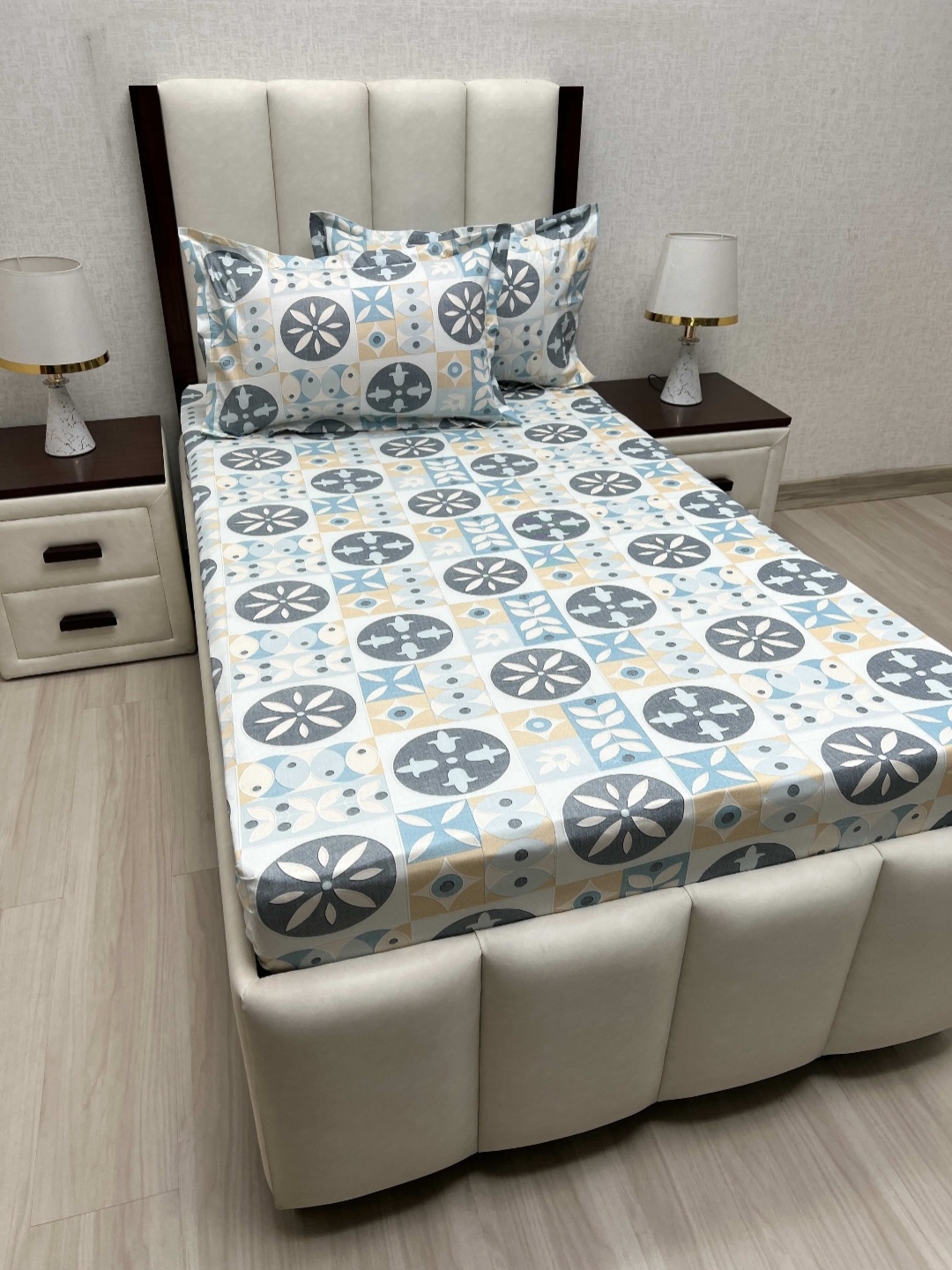 

Pure Decor Cotton Single Bed Size Bedsheet With 2 Pillow Covers 1.73m X 2.36m, Blue