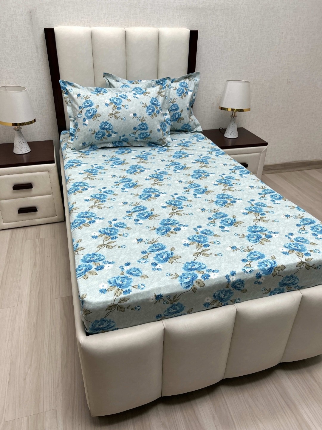 

Pure Decor Cotton Single Bed Size Bedsheet With 2 Pillow Covers 1.73m X 2.36m, Blue