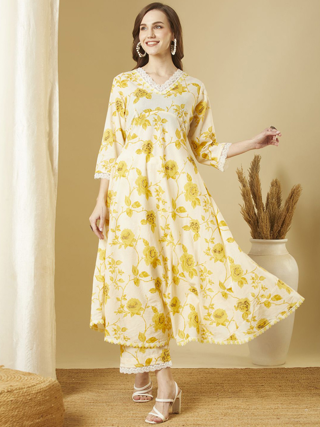 

FASHOR Yellow Floral Printed Pure Cotton V-Neck Tunic With Trousers