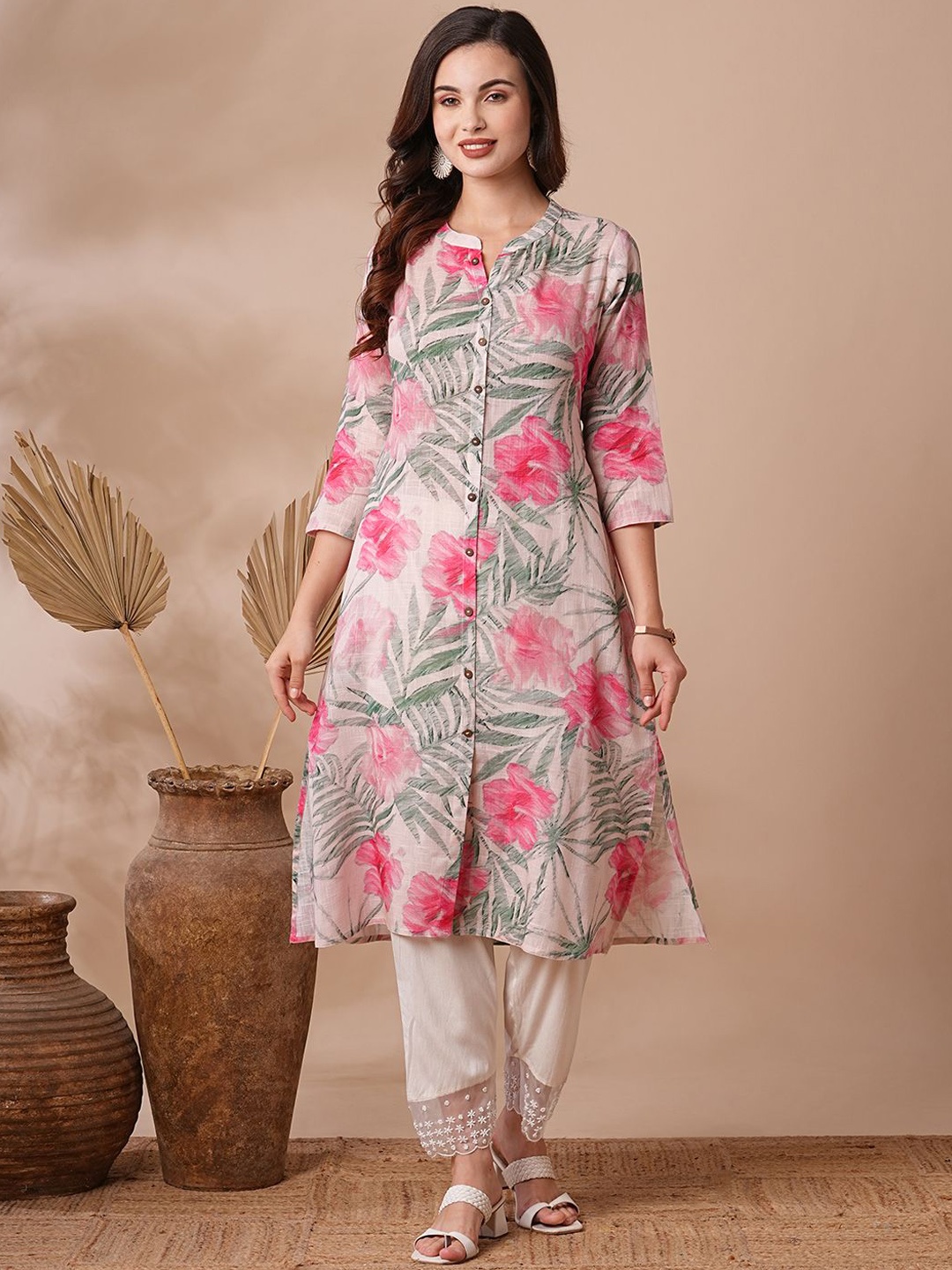 

FASHOR Floral Printed Mandarin Collar Pure Cotton A-Line Kurta, Peach