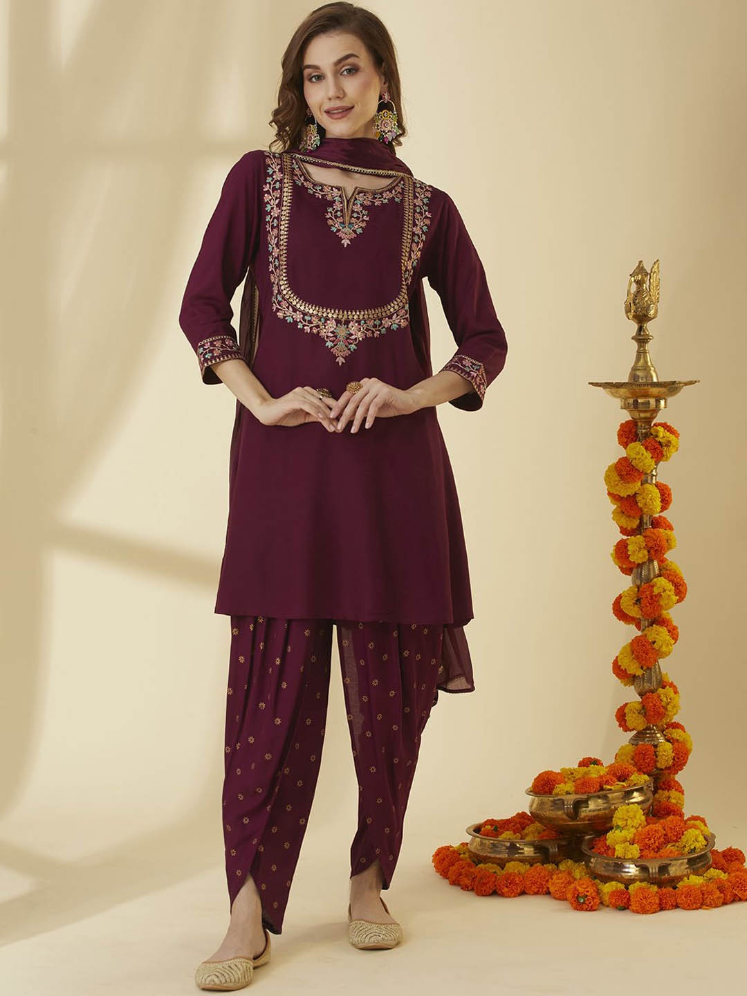 

FASHOR Ethnic Motifs Printed Notch Neck Straight Kurta with Dhoti Pants and Dupatta, Burgundy