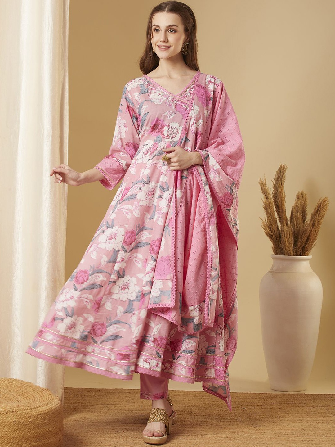 

FASHOR Women Ethnic Motifs Printed Panelled Pure Cotton Kurta with Trousers & With Dupatta, Pink