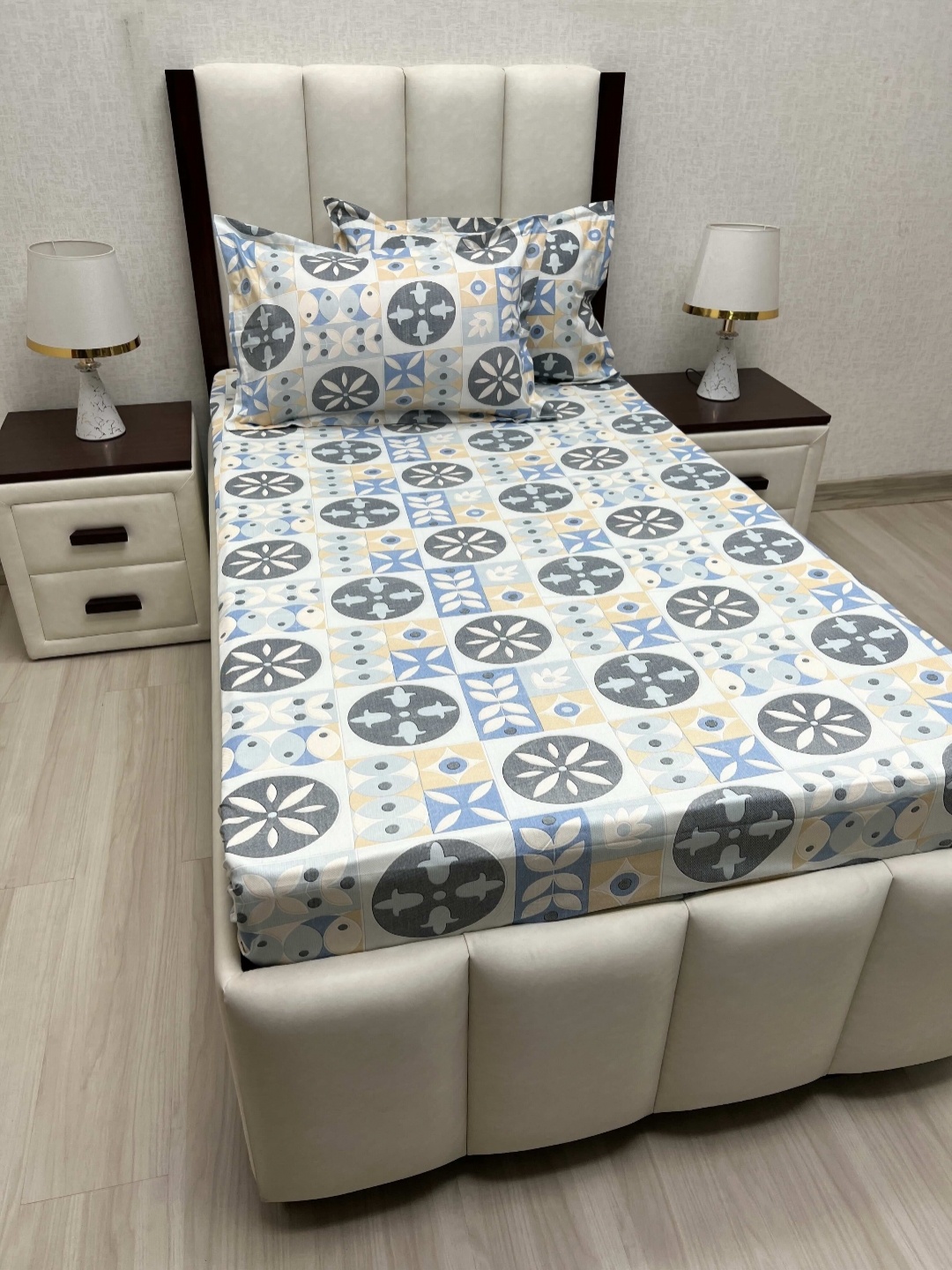 

Pure Decor Cotton Single Bed Size Bedsheet With 2 Pillow Covers 1.73m X 2.36m, Blue