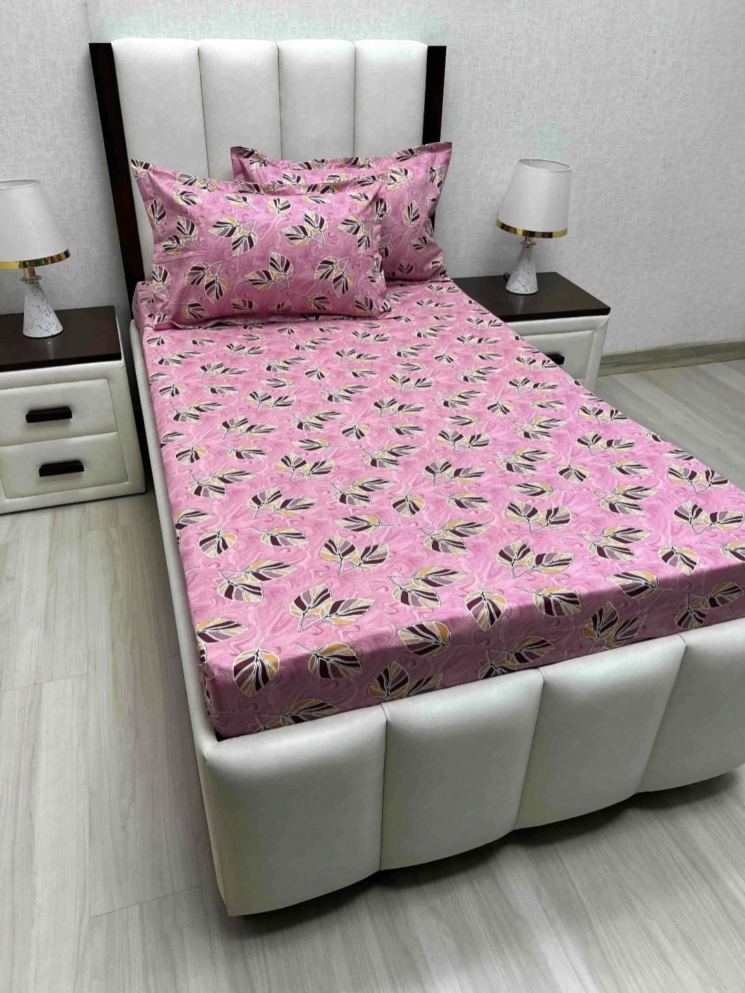 

Pure Decor Cotton Single Bed Size Bedsheet With 2 Pillow Covers 1.73m X 2.36m, Pink