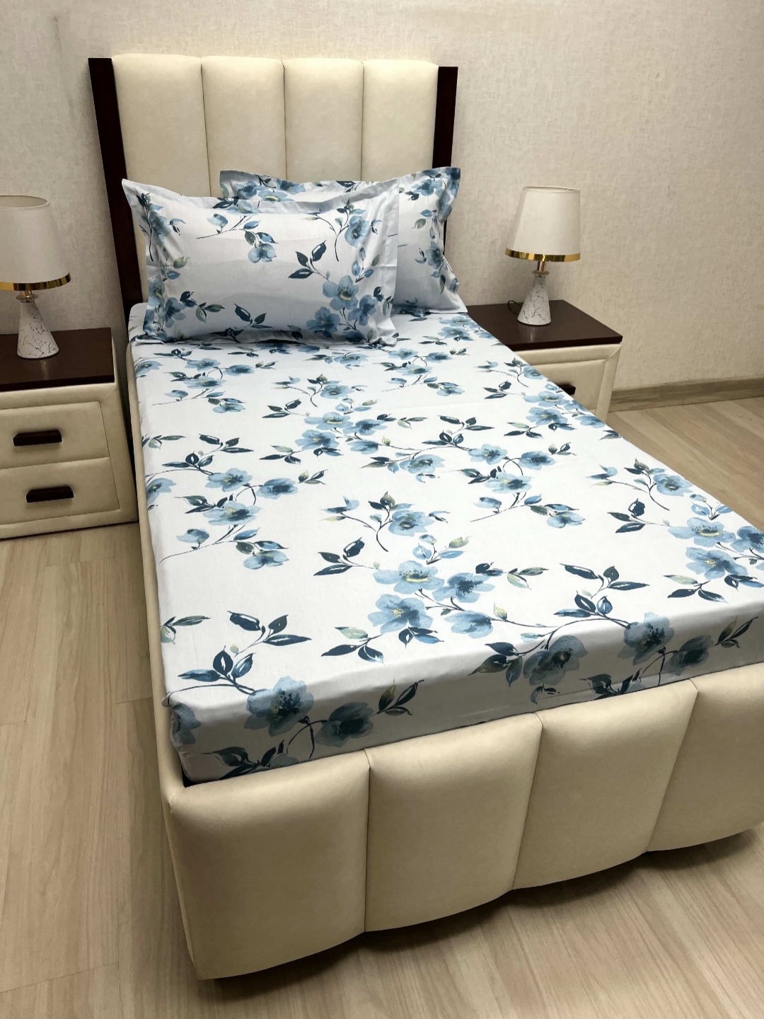 

Pure Decor Cotton Single Bed Size Bedsheet With 2 Pillow Covers 1.73m X 2.36m, Blue