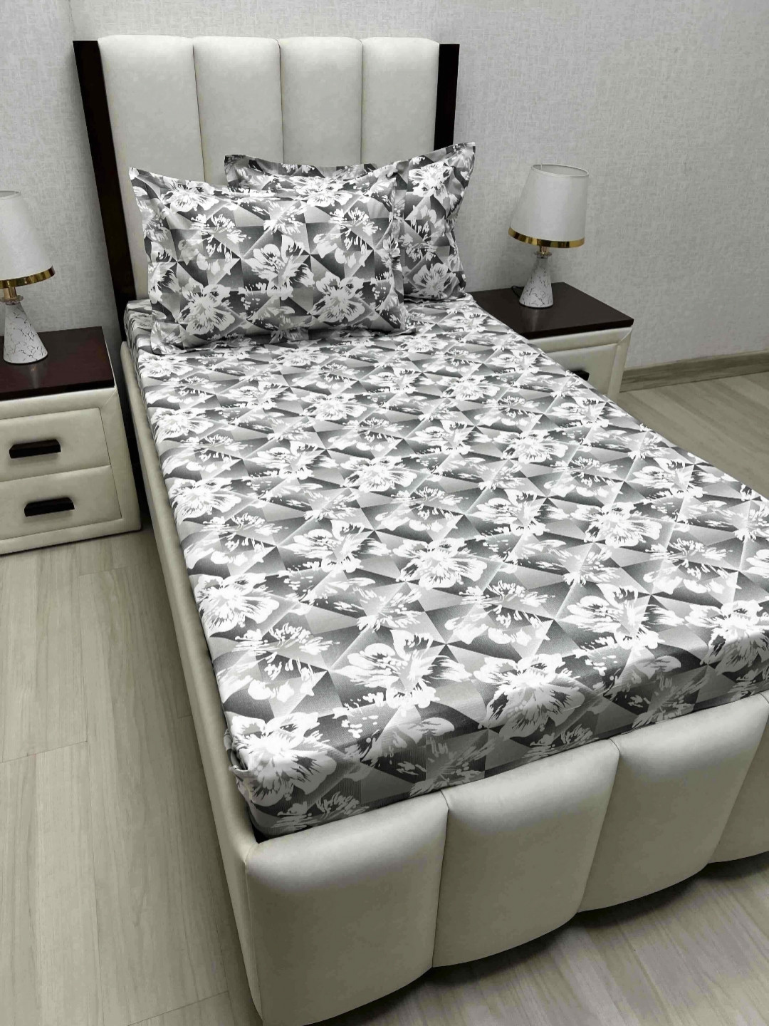 

Pure Decor Cotton Single Bed Size Bedsheet With 2 Pillow Covers 1.73m X 2.36m, Grey