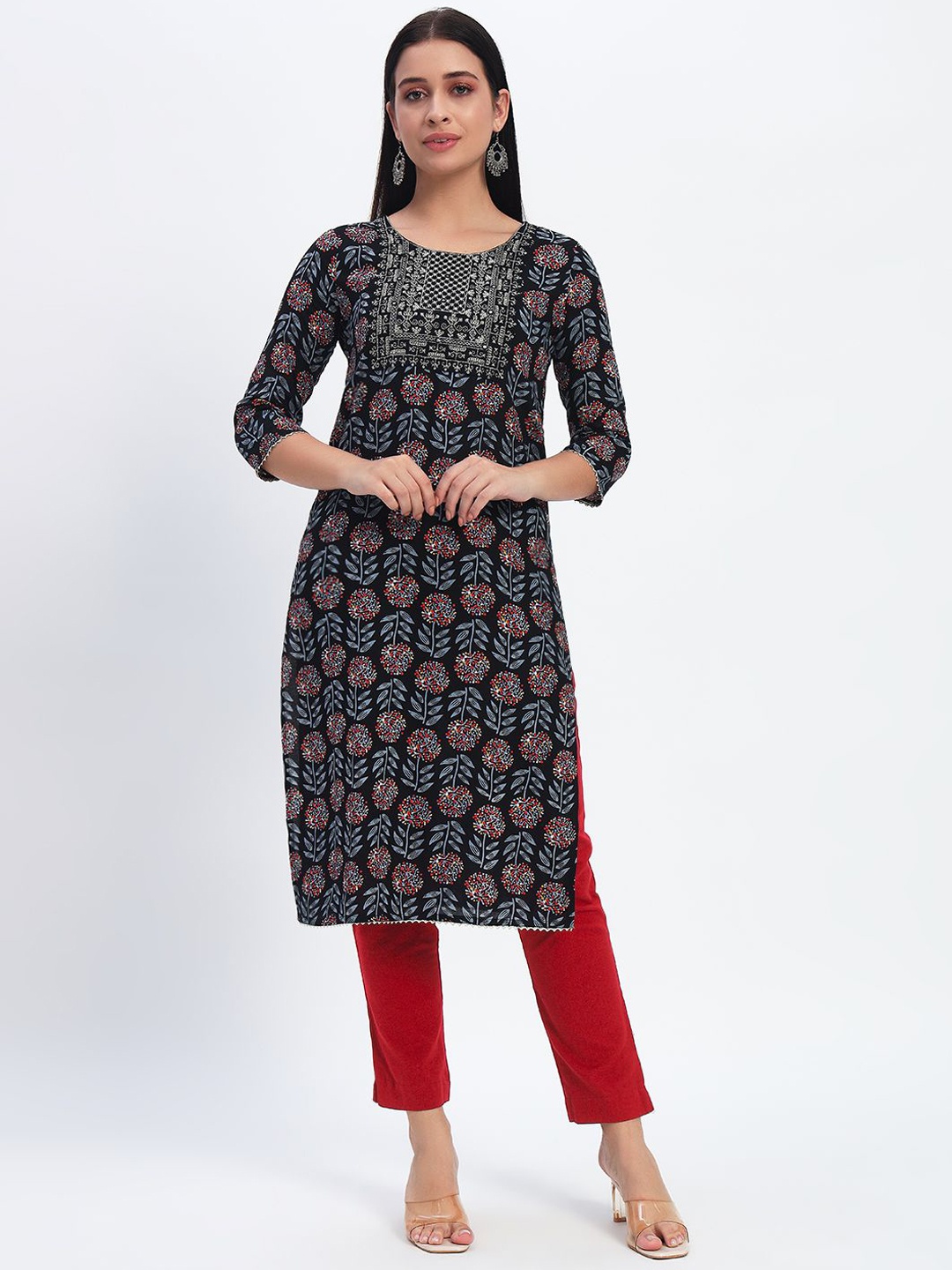 

ASHRU Floral Printed Embroidered Round Neck Straight Kurta, Black
