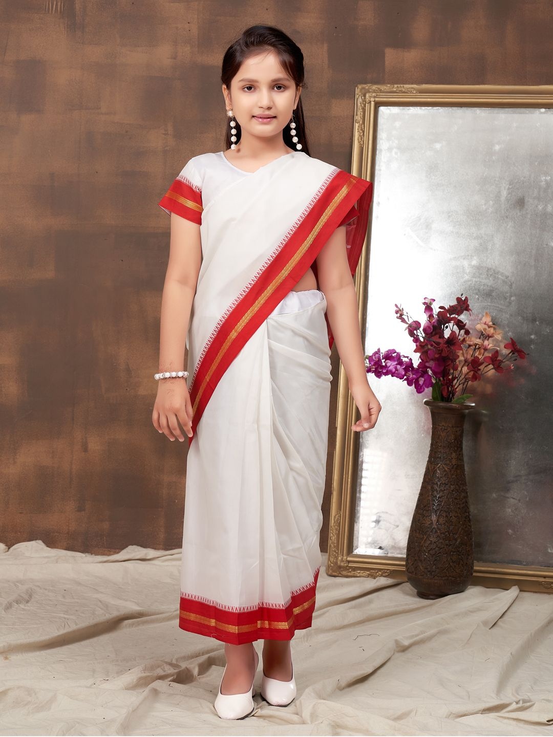 

Sangria Girls Solid Banarasi Saree with Stitched Blouse, White