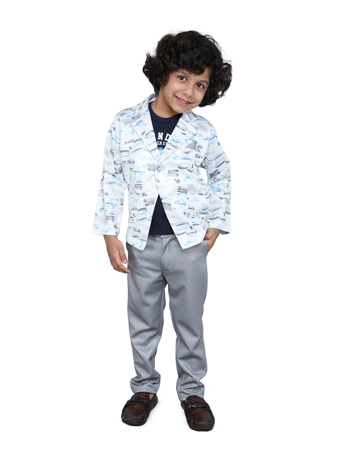 

Fourfolds Boys Printed Single-Breasted Blazer With Trouser And Shirt 3-Piece Suit, Blue