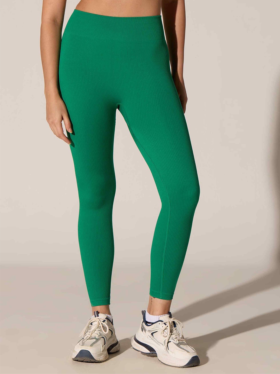 

CAVA Green Seamless Cinched Leggings