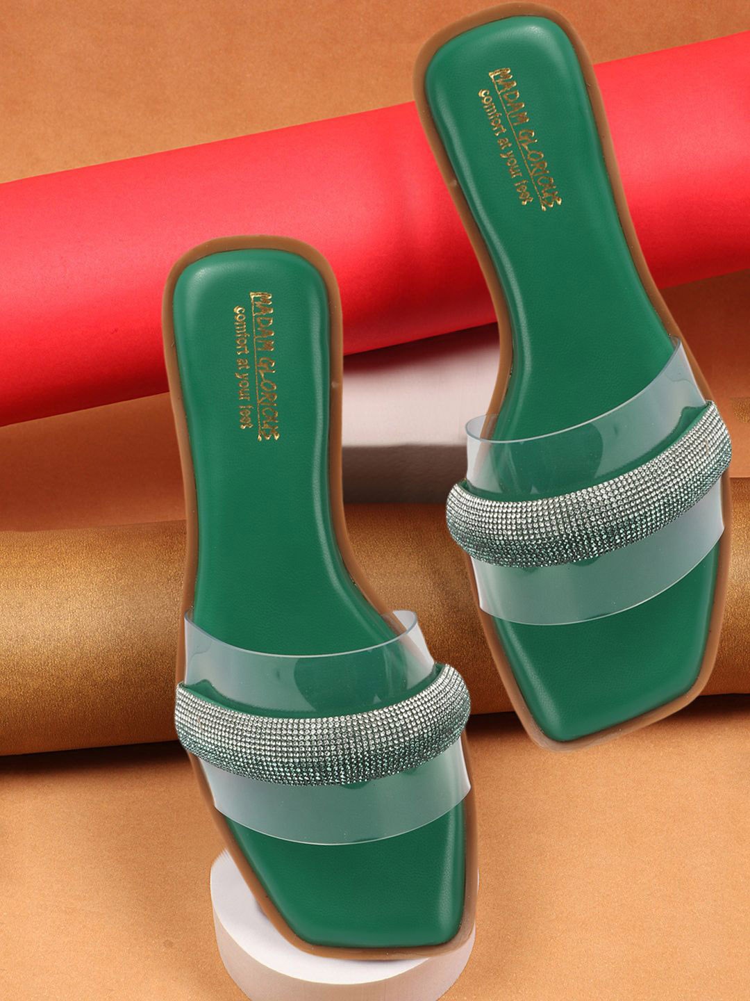 

madam glorious Women Embellished T-Strap Flats, Green