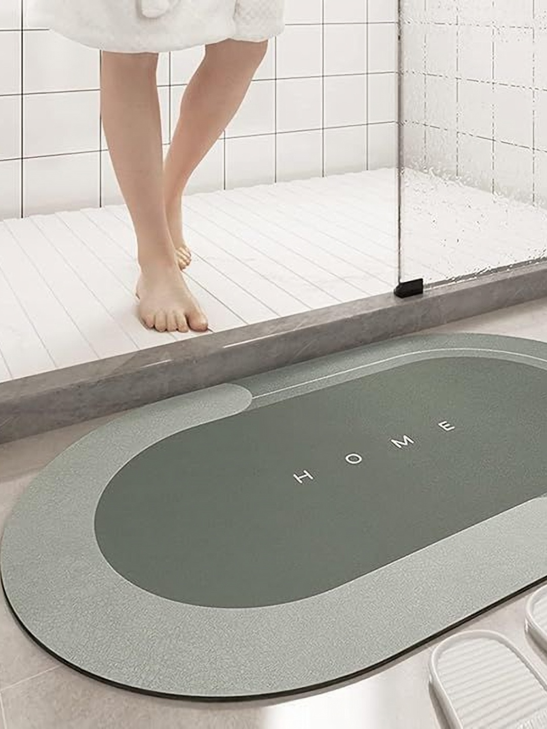 

HomeCloud Green & White Printed 400-GSM Non Slip Rubber Bath Rugs