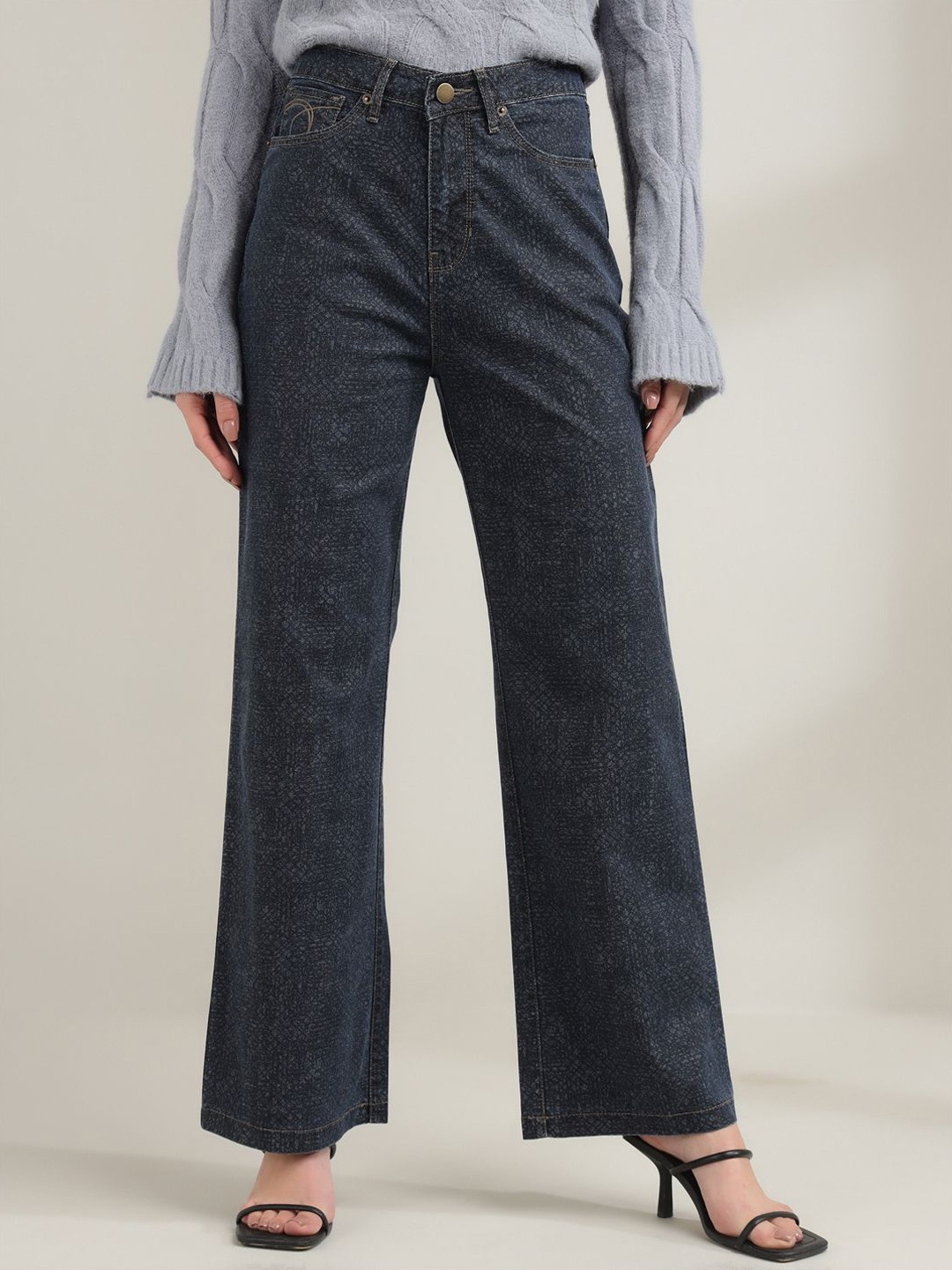 

Xpose Women Comfort Straight Fit High-Rise Stretchable Jeans, Navy blue