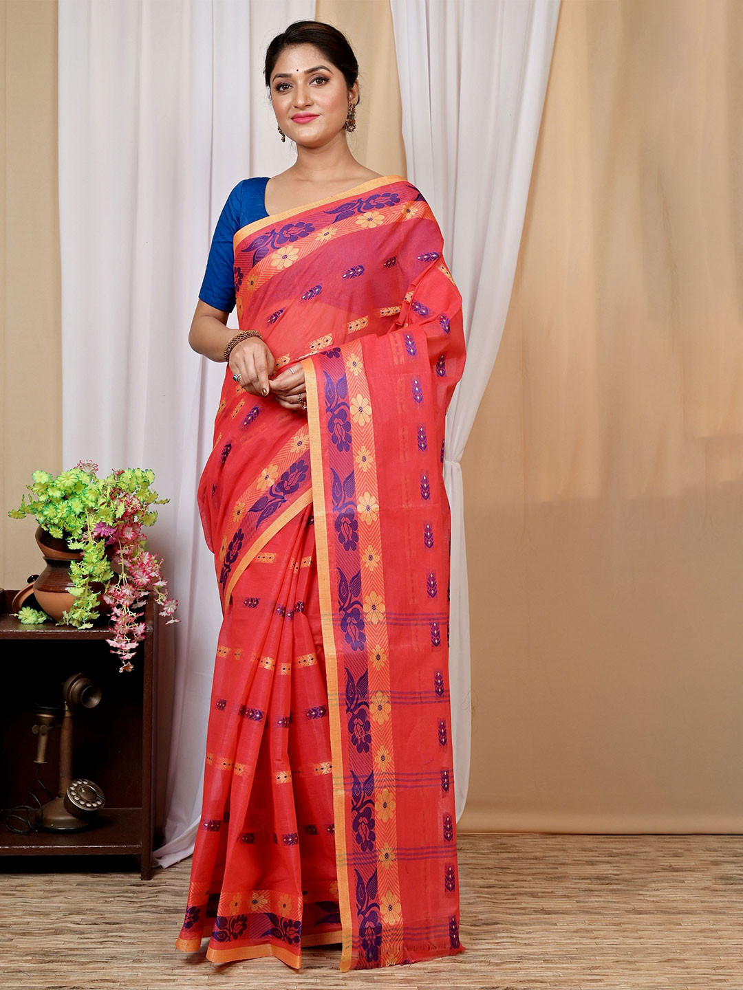 

PuJoy Woven Design Pure Cotton Taant Saree, Pink
