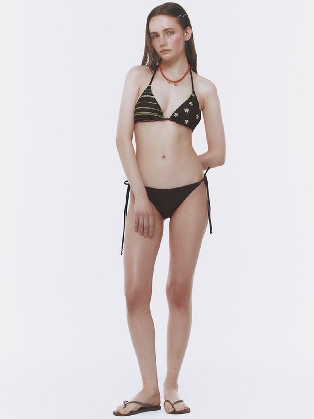 

LULU & SKY Women Floral & Stripe Printed Bikini Set, Black