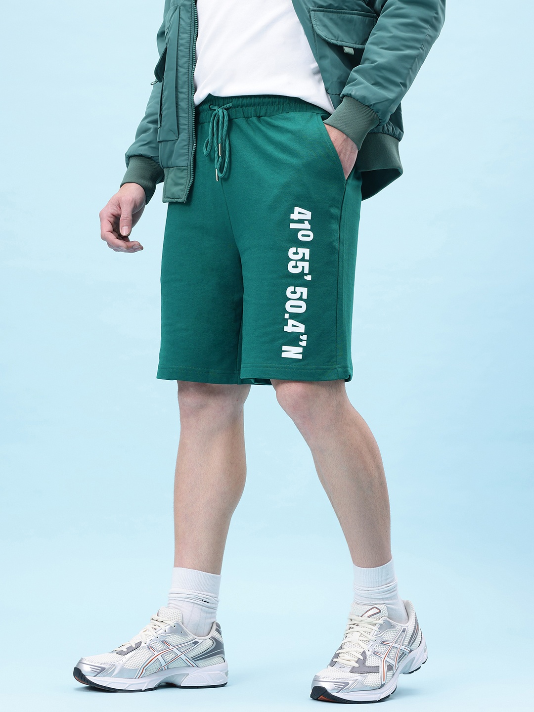 

glitchez Men Typo Drift Terry Knit Shorts, Teal