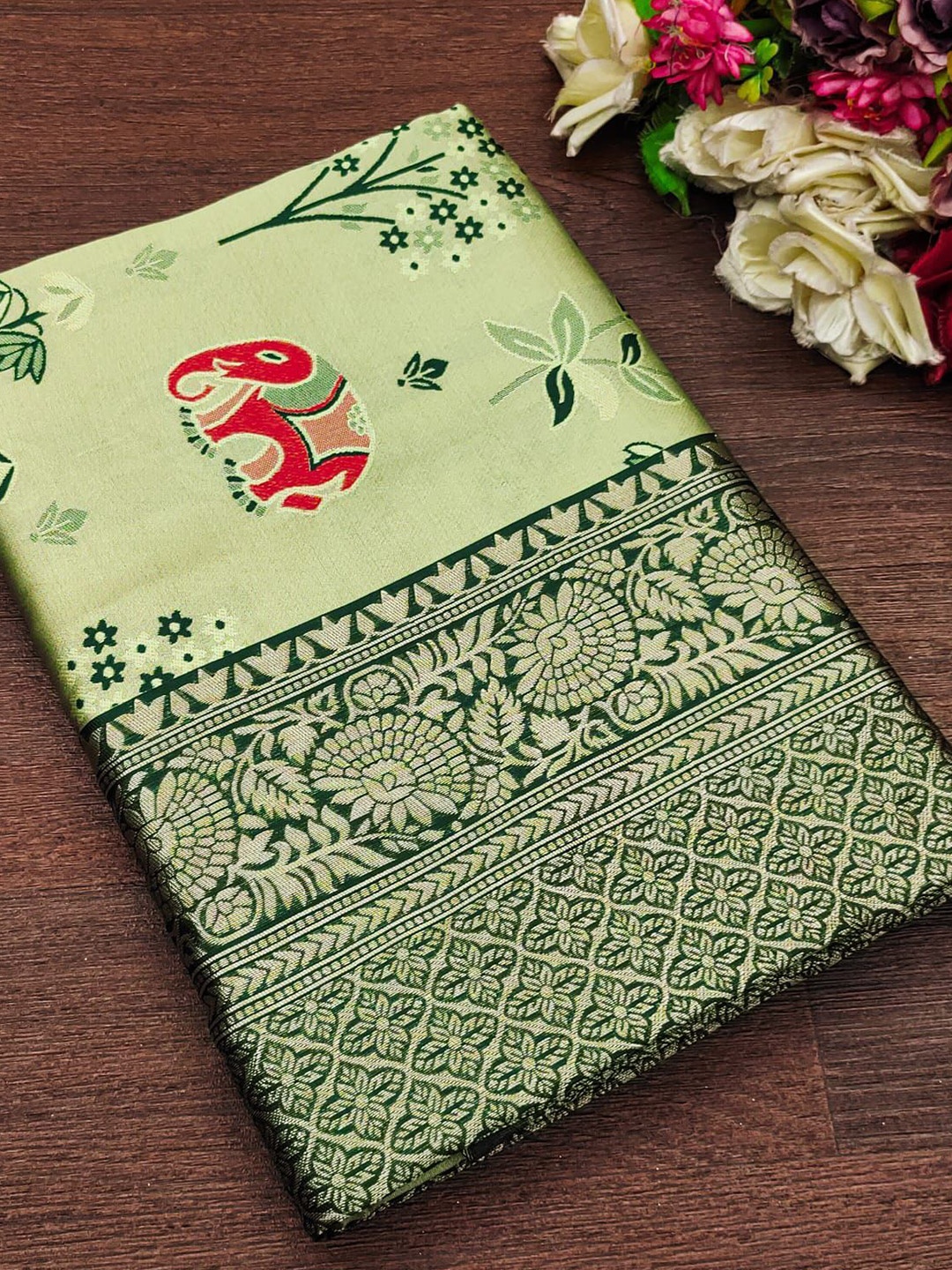 

Miss Beelee Woven Design Zari Banarasi Saree, Green