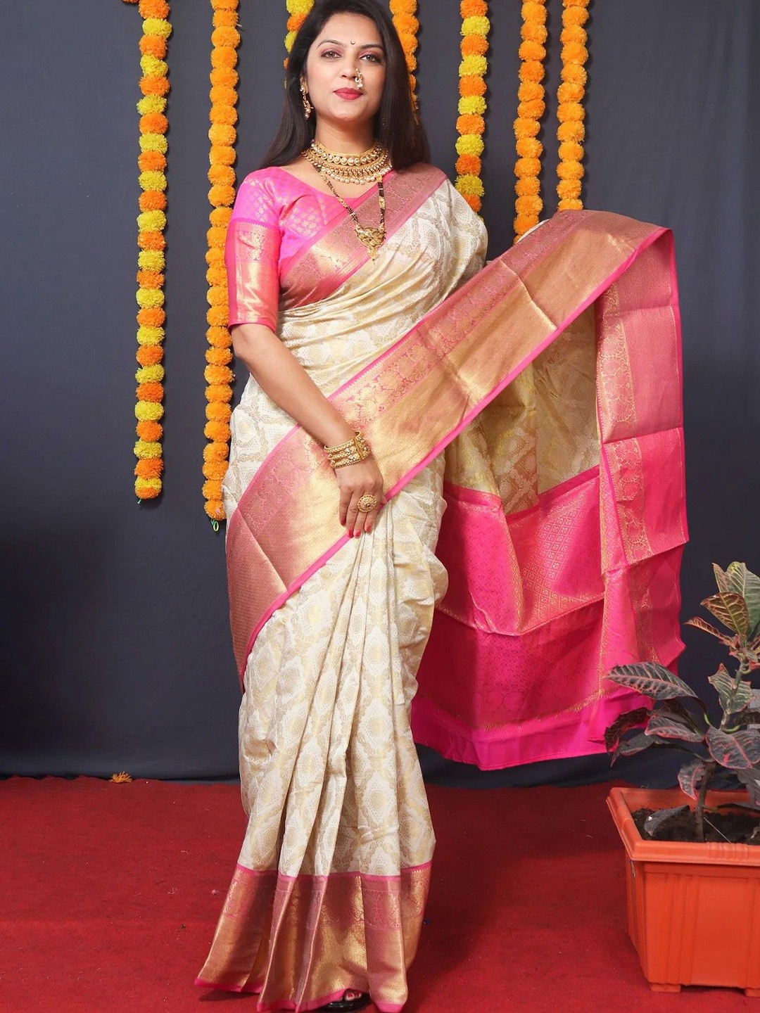 

yourwish Woven Design Zari Banarasi Saree, Cream