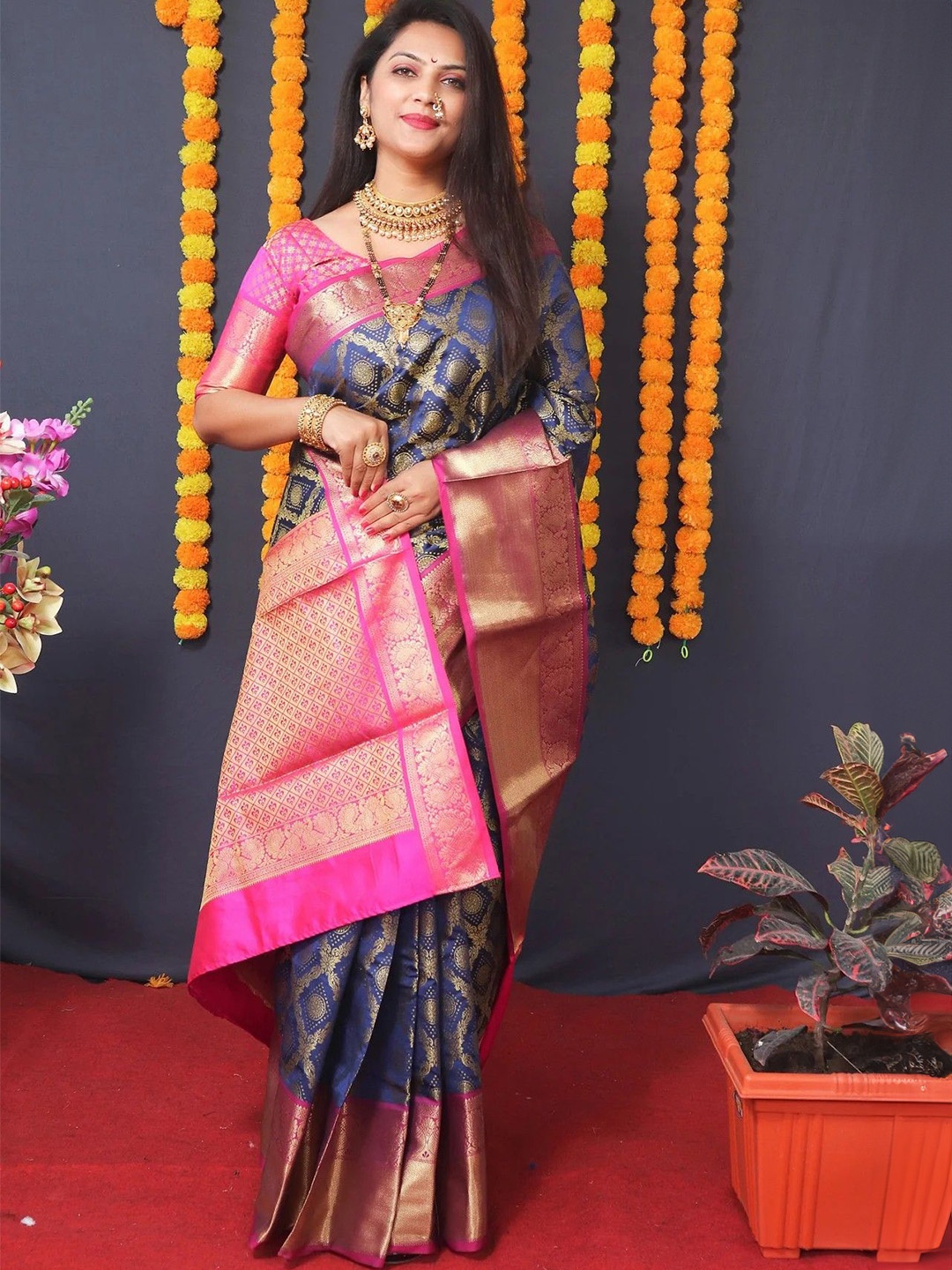 

yourwish Ethnic Motifs Woven Design Zari Banarasi Saree, Navy blue