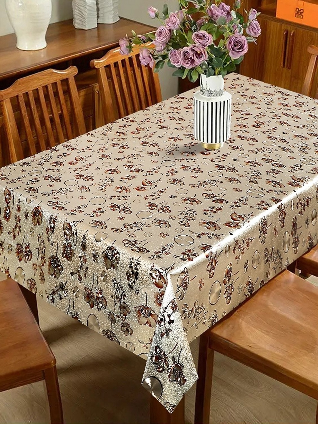 

Dakshya Industries Gold-Toned & Red Floral Rectangle Waterproof 6-Seater Table Cover