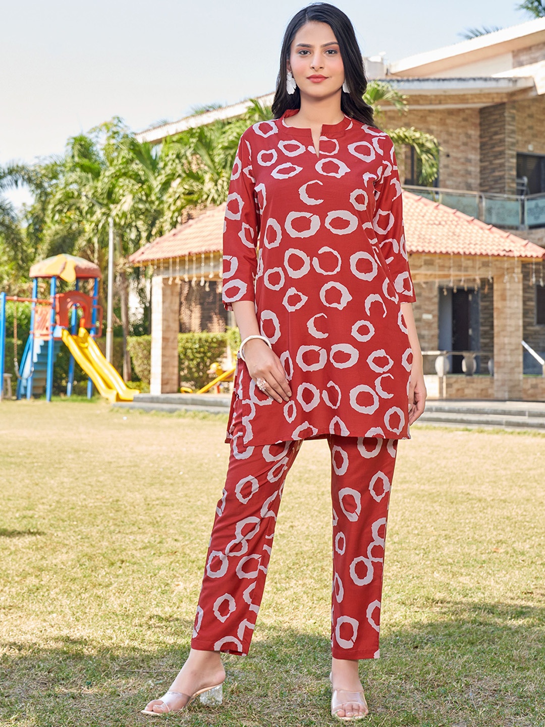 

VIRICA Printed Mandarin Collar Tunic With Trouser, Red