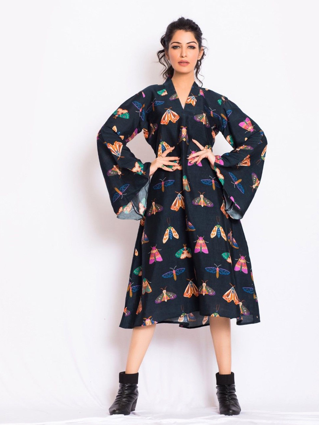 

IZU Women conversational Printed A-Line Midi Dress, Black
