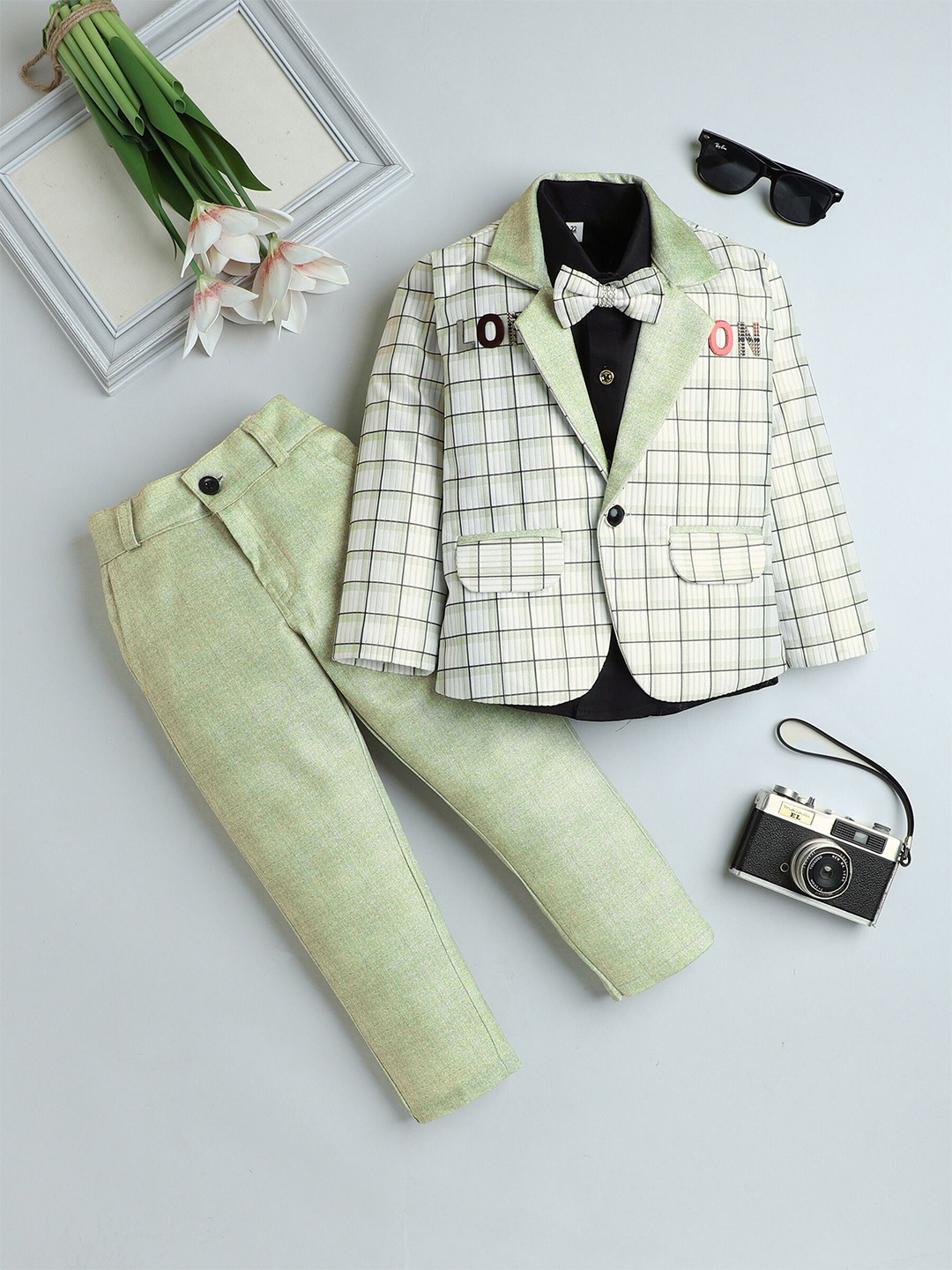 

Fourfolds Boys Checked Single-Breasted Blazer With Trouser And Shirt 3-Piece Suit, Green