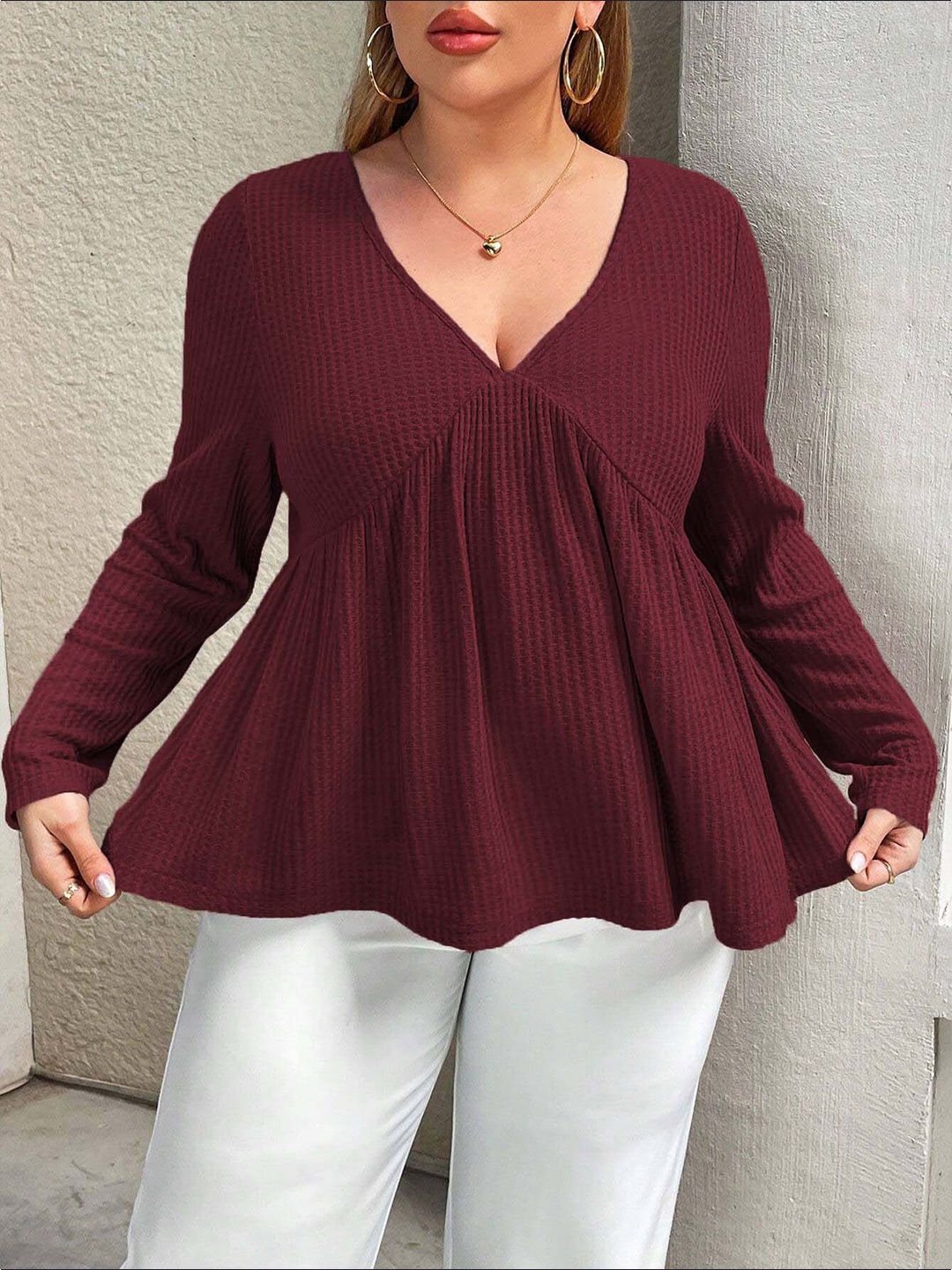 

DressBerry Curve Women V-Neck Empire Top, Burgundy