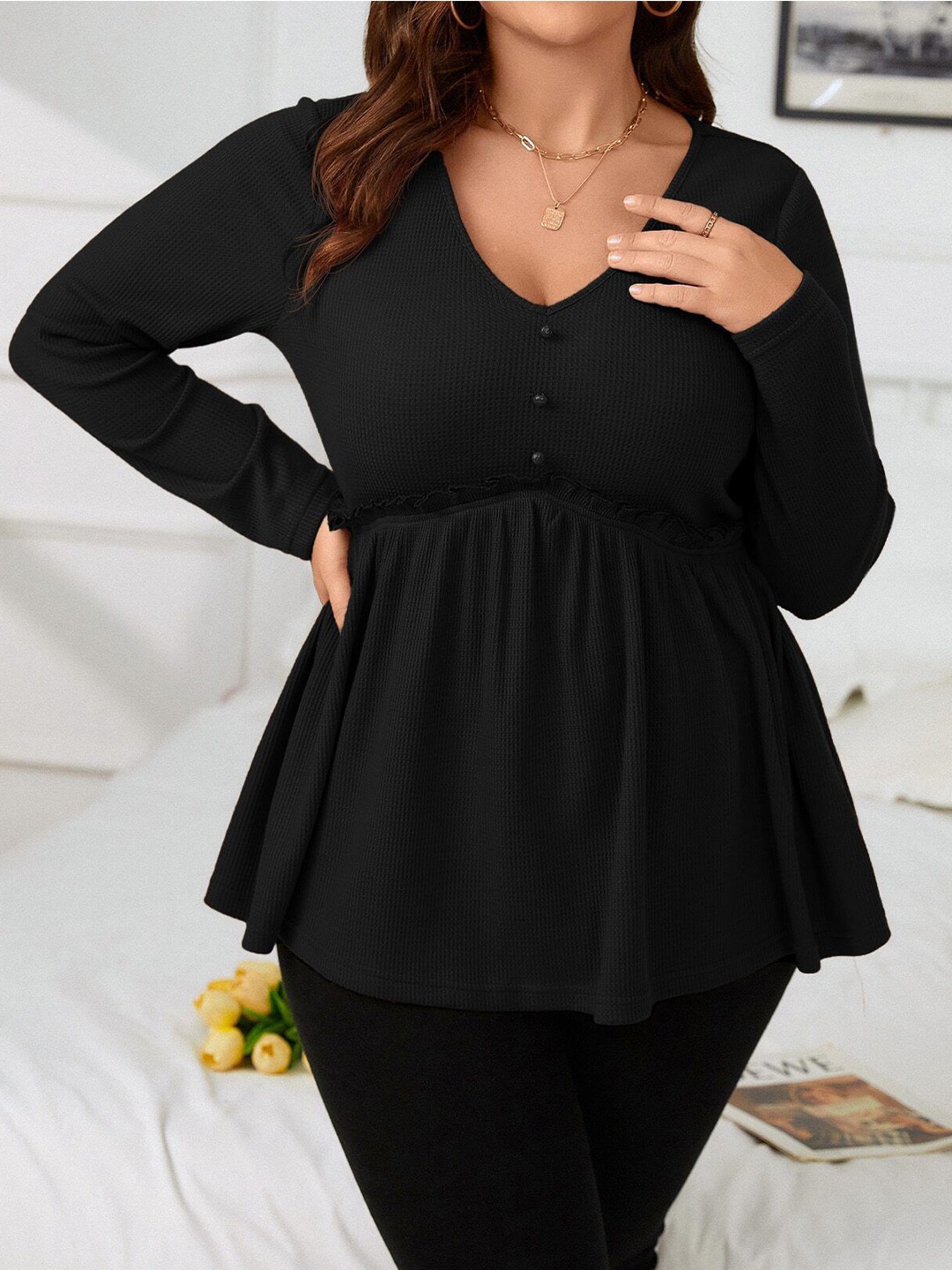 

DressBerry Curve Women Self Design V-Neck Empire Top, Black