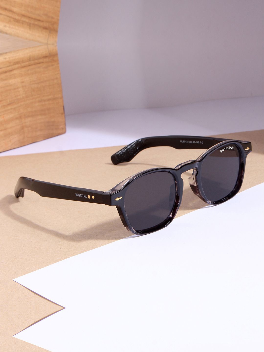 

ROYALTAIL Unisex Round Sunglasses with UV Protected Lens RT-SUNG-112-Black