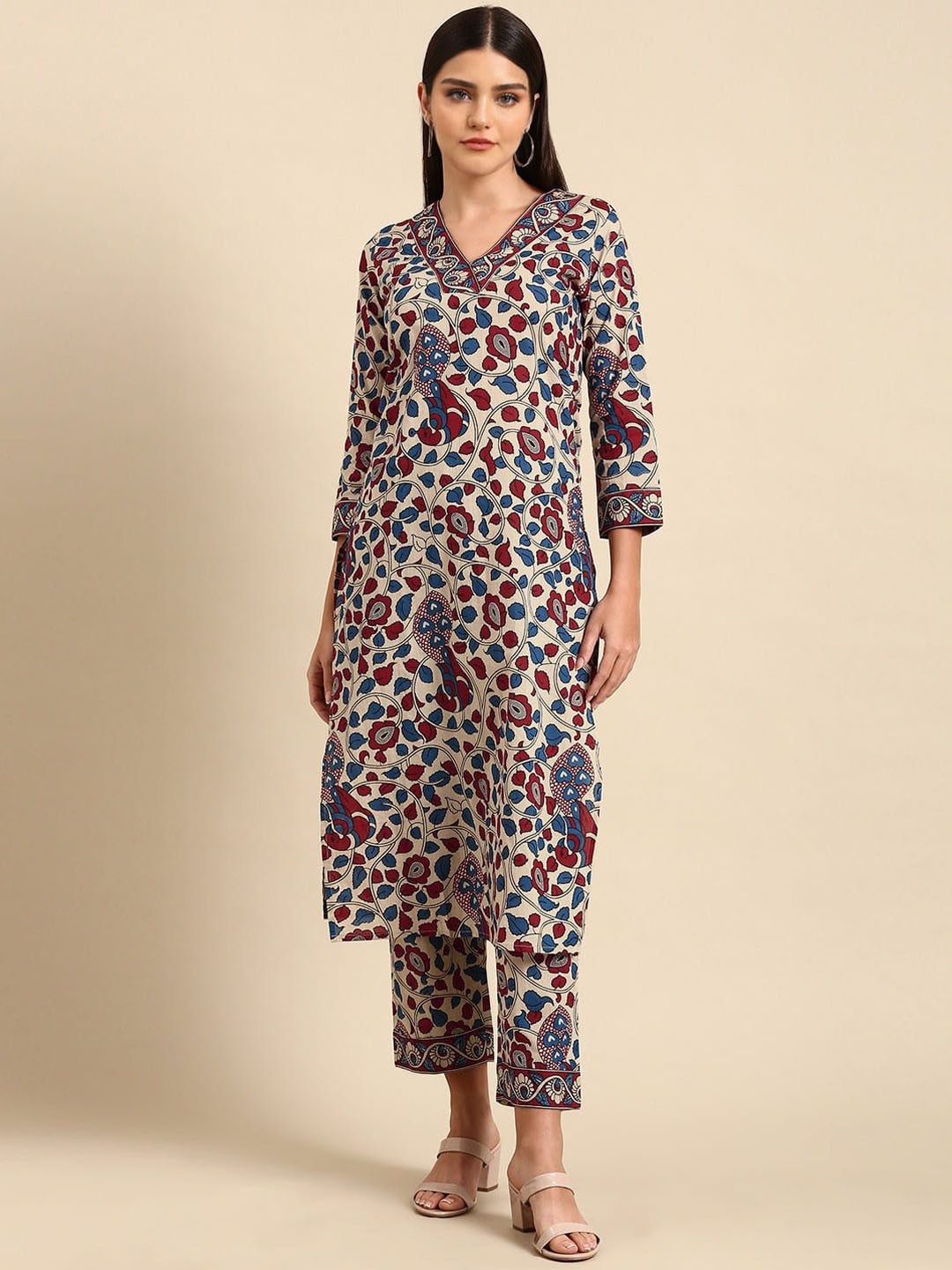 

Shriji fashion Ethnic Motifs Printed Straight Kurta with Trousers, Cream