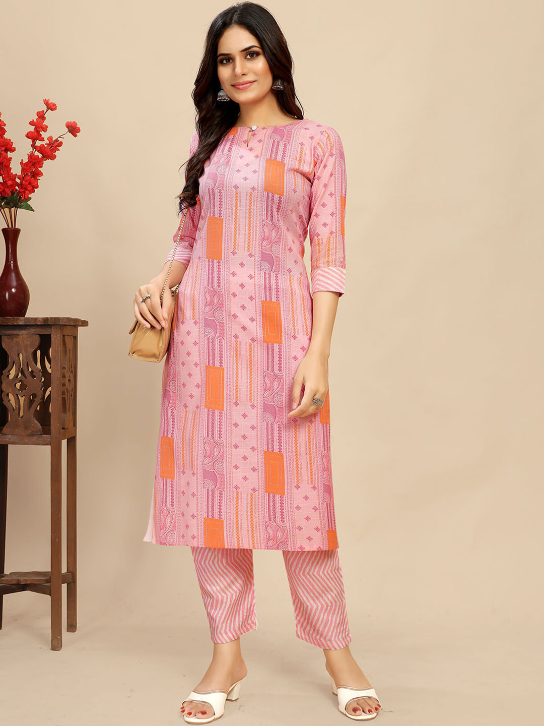 

VAAZI CREATOR Ethnic Motifs Printed Keyhole Neck Pure Cotton Straight Kurta With Trousers, Pink