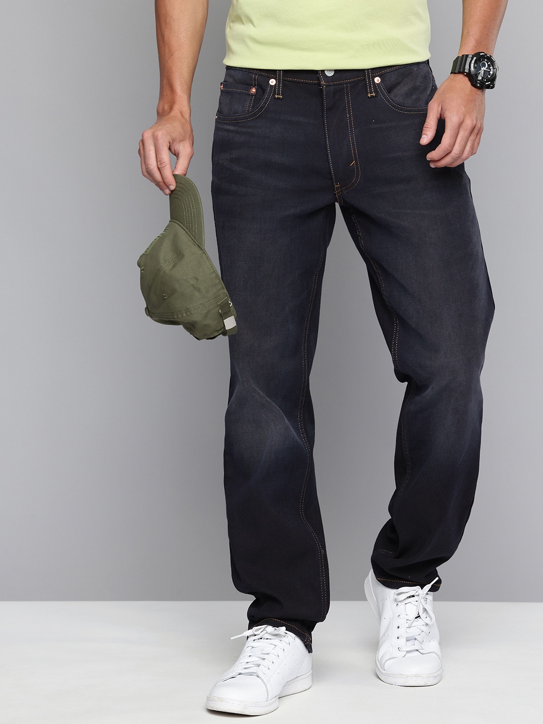 

Levis Men 541 Tapered Fit Stretchable Jeans, Navy blue