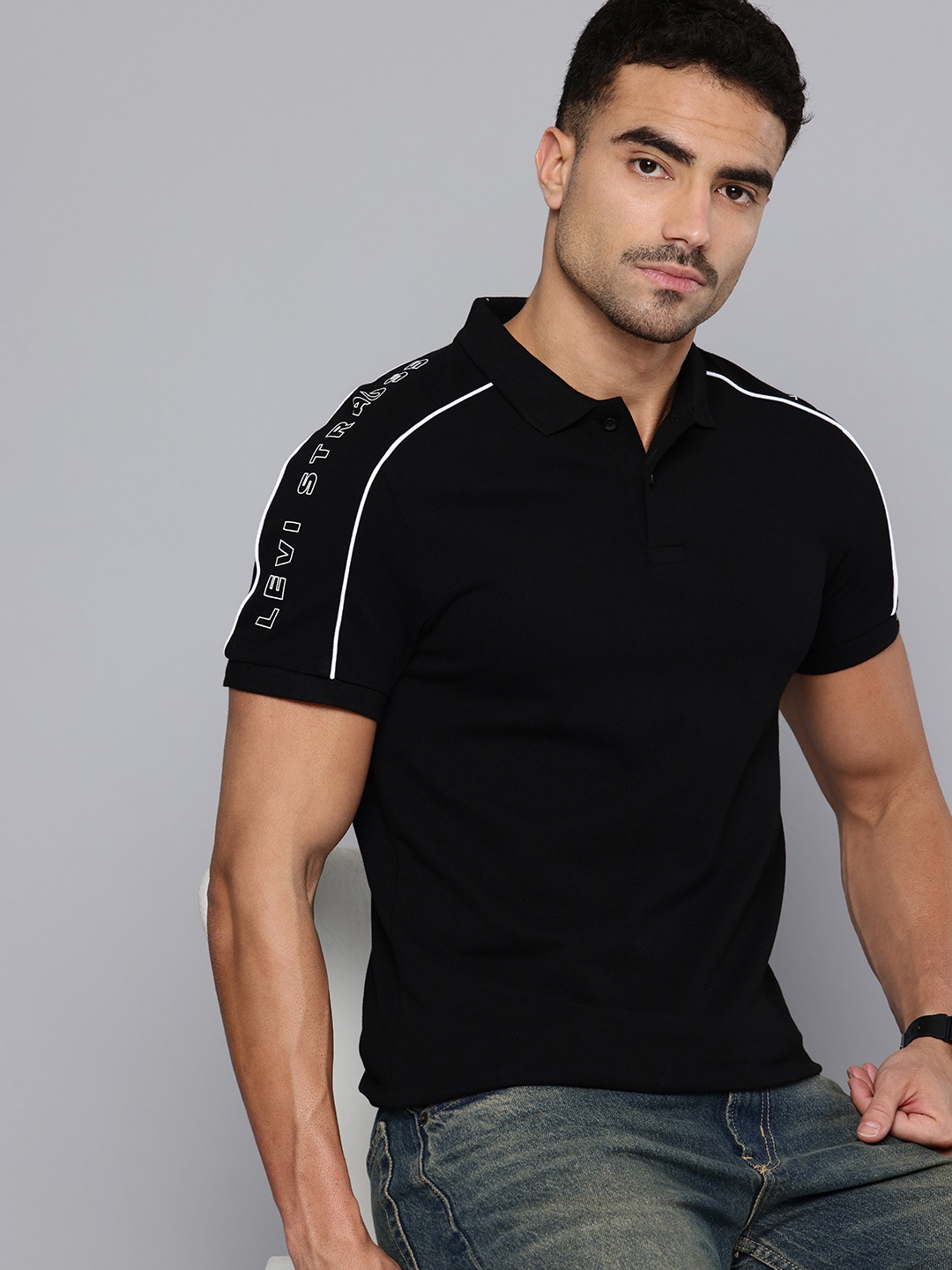 

Levis Typography Printed Polo Collar Pure Cotton Slim Fit T-shirt, Black