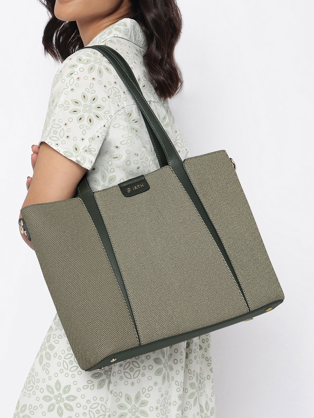 

IRTH Textured Structured Shoulder Bag, Green
