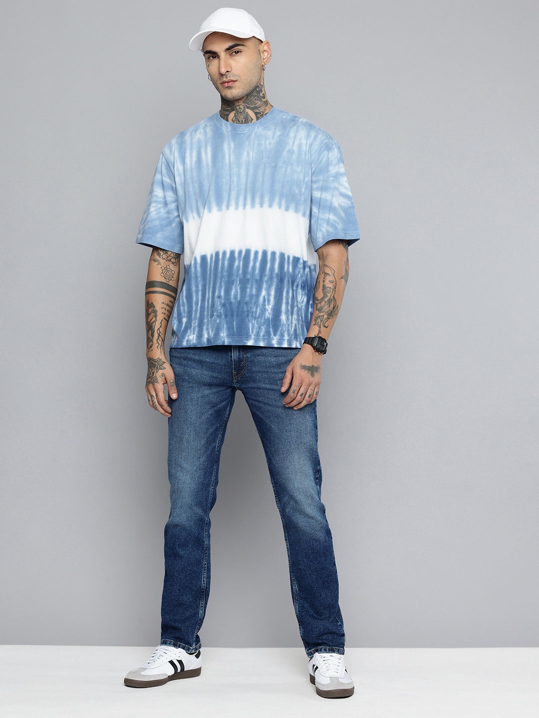 

Levis Pure Cotton Tie and Dye Loose Fit T-Shirt, Blue