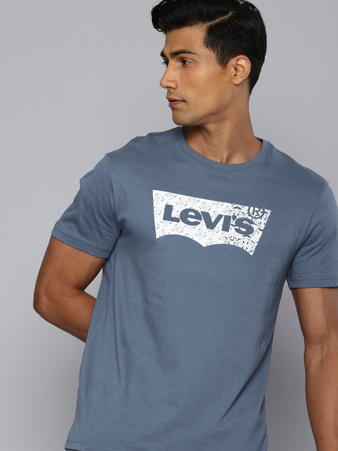 

Levis Brand Logo Printed Pure Cotton Slim Fit T-shirt, Blue