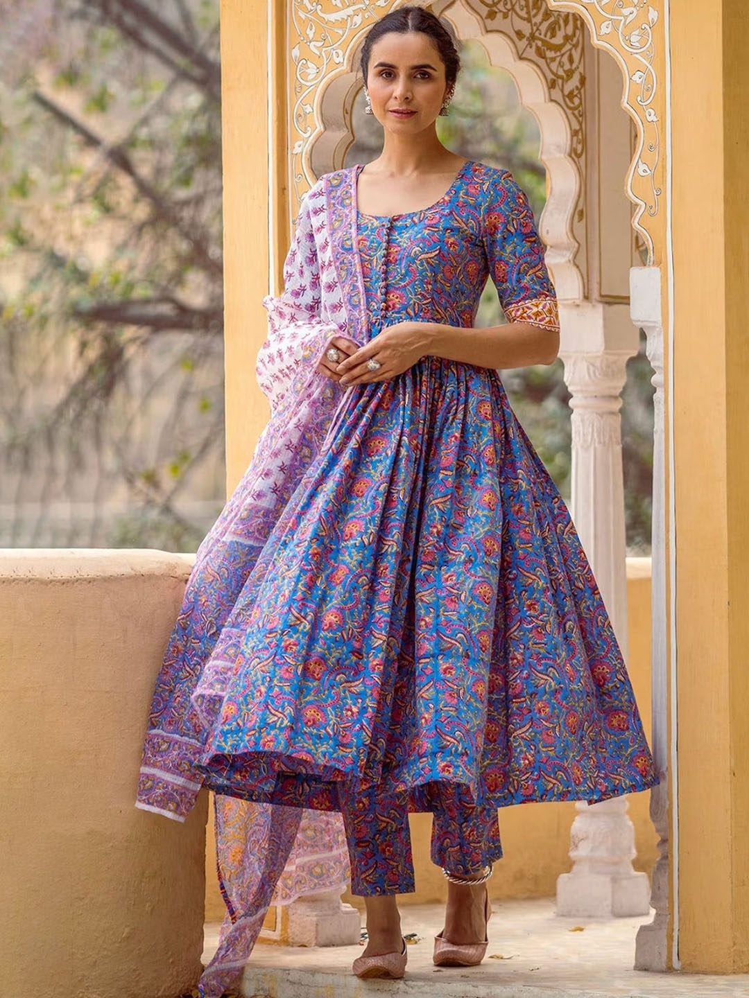 

GoSriKi Floral Printed Round Neck Anarkali Kurta With Trousers And Dupatta, Blue