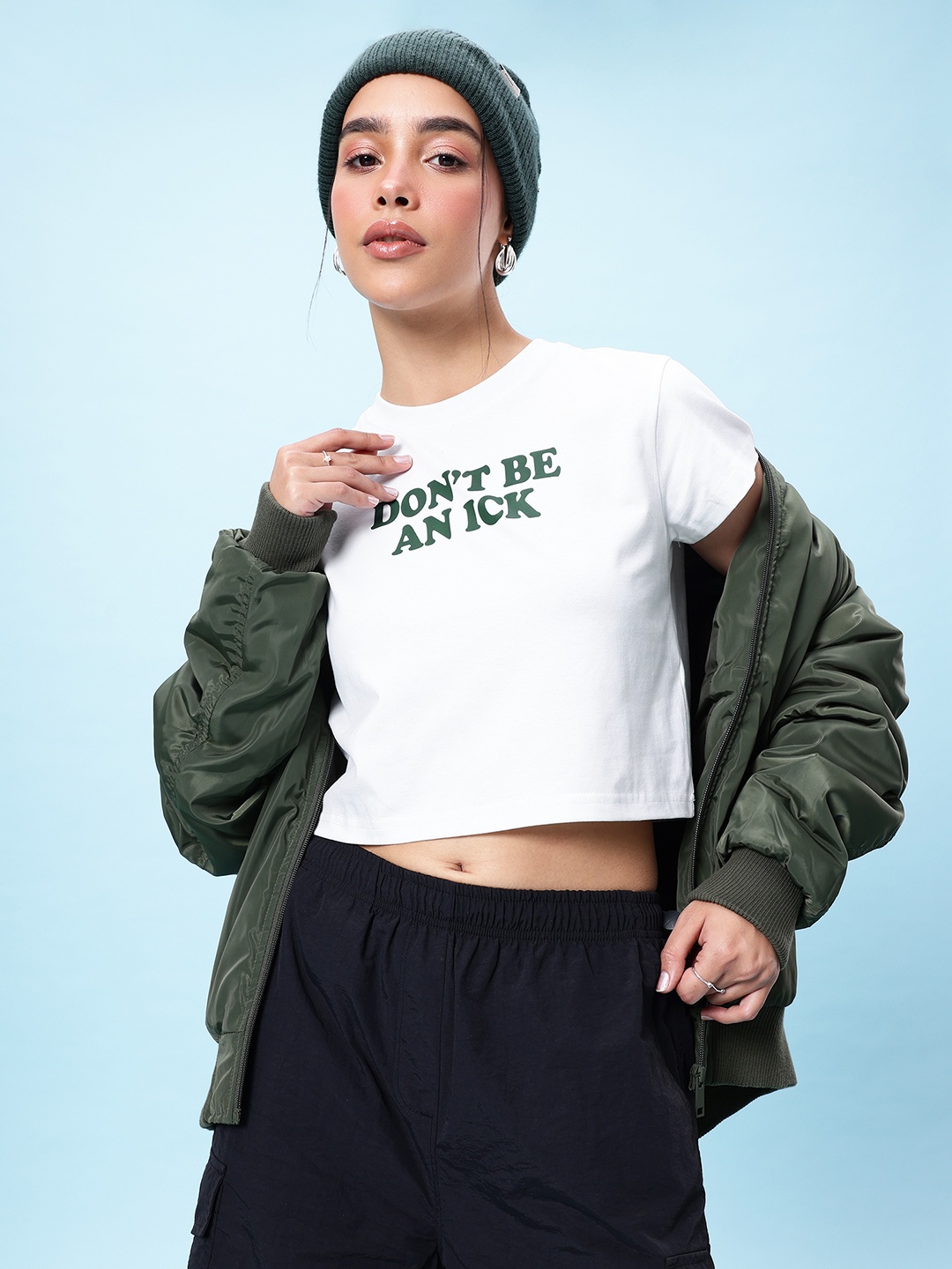

glitchez Magic with Text Print Crop T-shirt, White