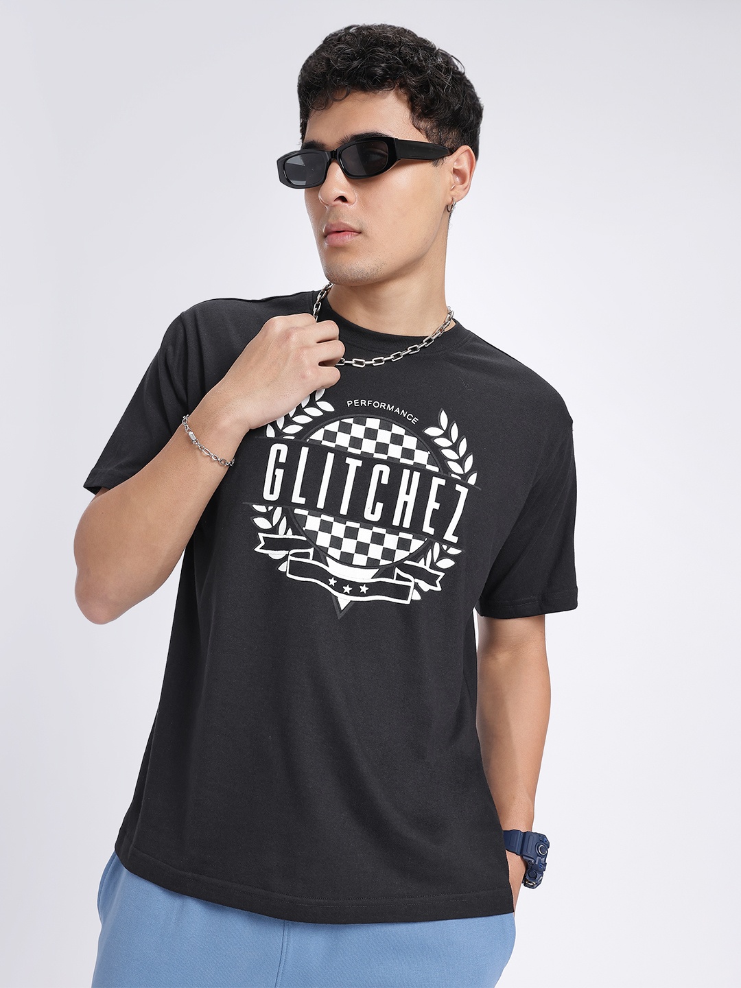 

glitchez Monochrome Printed Regular Fit T-shirt, Black