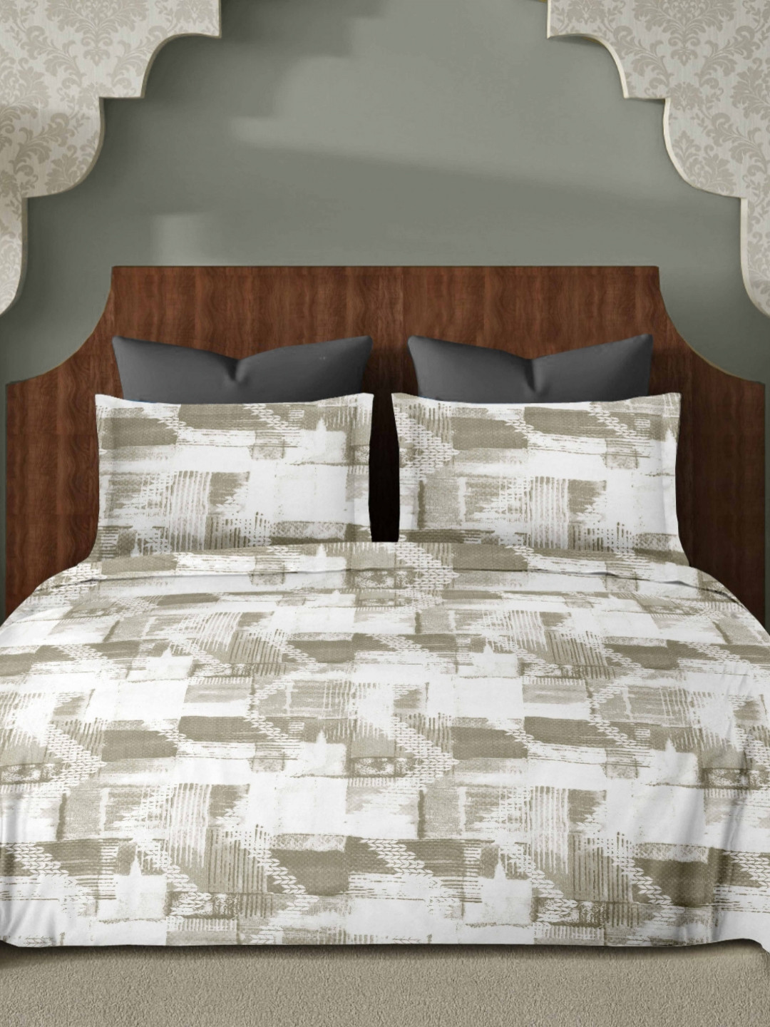 

Ariana Olive Green & White Graphic Printed 144 TC Cotton King Bedsheet Set 2.70 m x 2.70 m