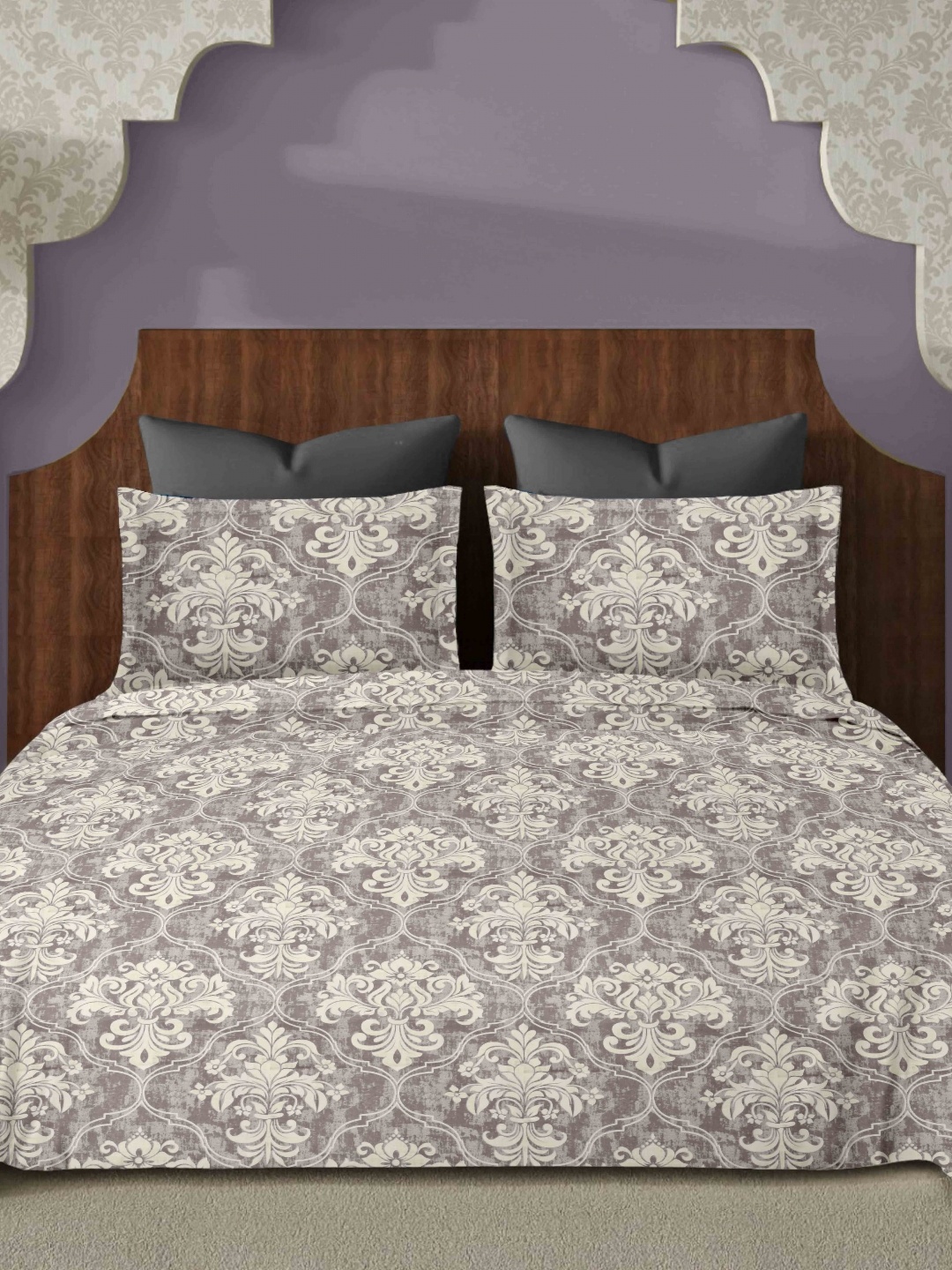 

Ariana Lavender & Beige Ethnic Motifs 144 TC Cotton King Bedsheet Set 2.70 m x 2.70 m