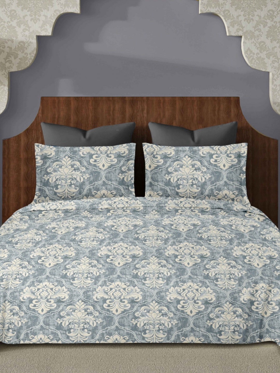 

Ariana Blue & Beige Ethnic Motifs 144 TC Cotton King Bedsheet Set 2.70 m x 2.70 m