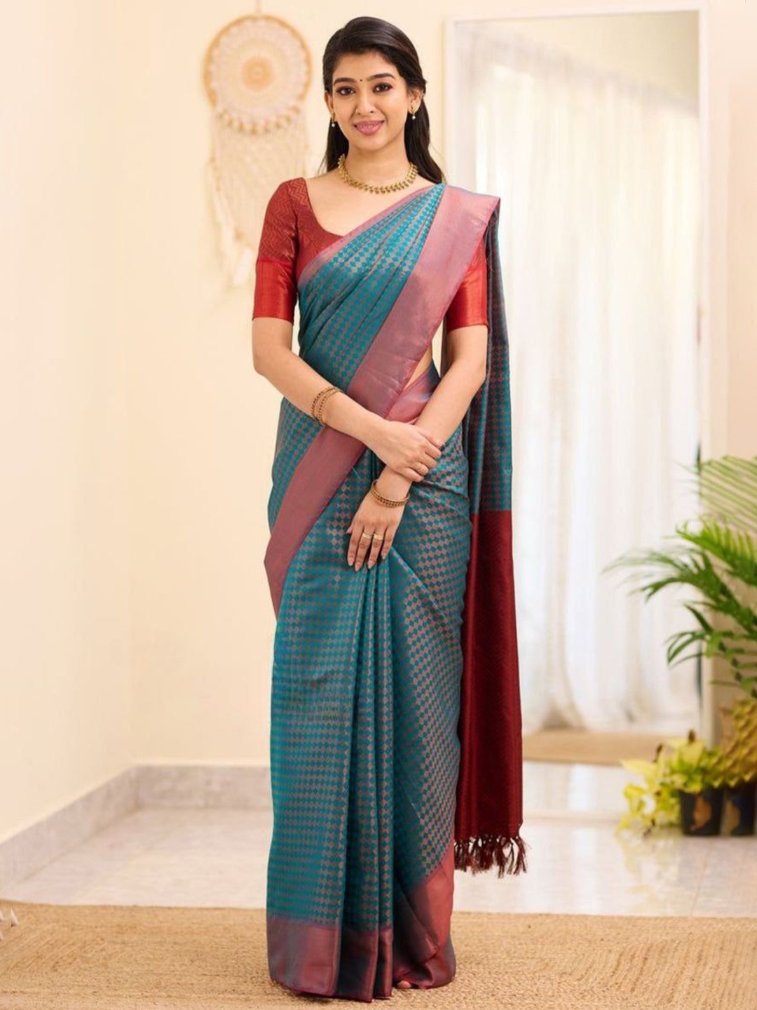 

Taslar Woven Design Zari Pure Silk Banarasi Saree, Sea green