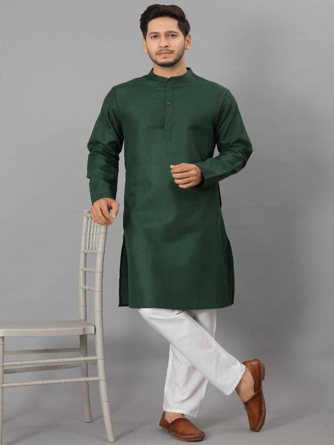 

Odd By Poshaak Men Solid Cotton Regular Kurta, Green