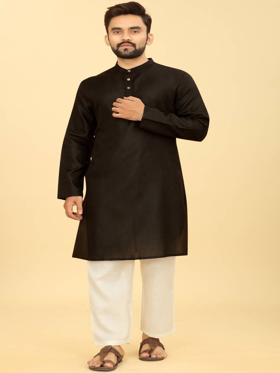 

Odd By Poshaak Men Solid Cotton Regular Kurta, Black